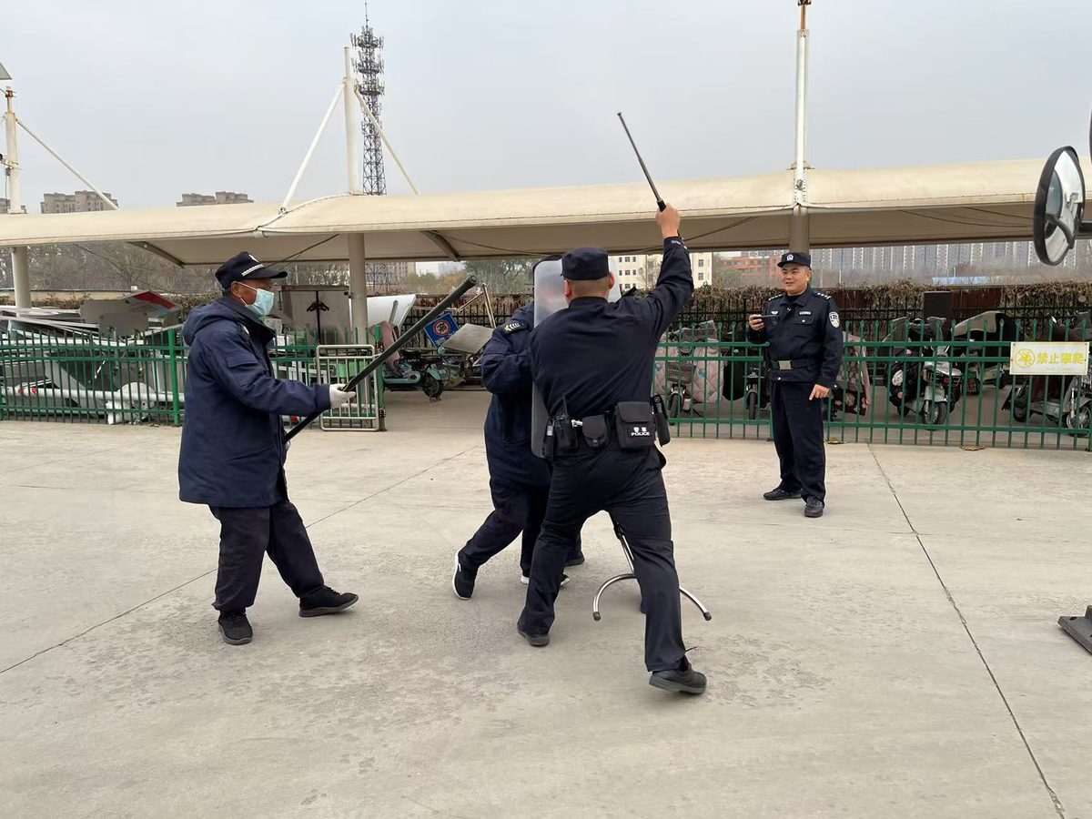 警企联动防暴处突演练